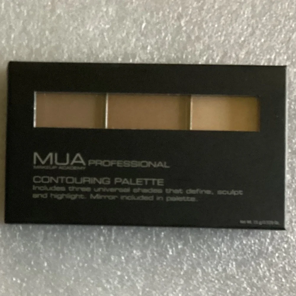 MUA make up
